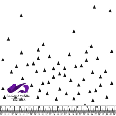 Minimaliste sérénité - triangle dusty blanc